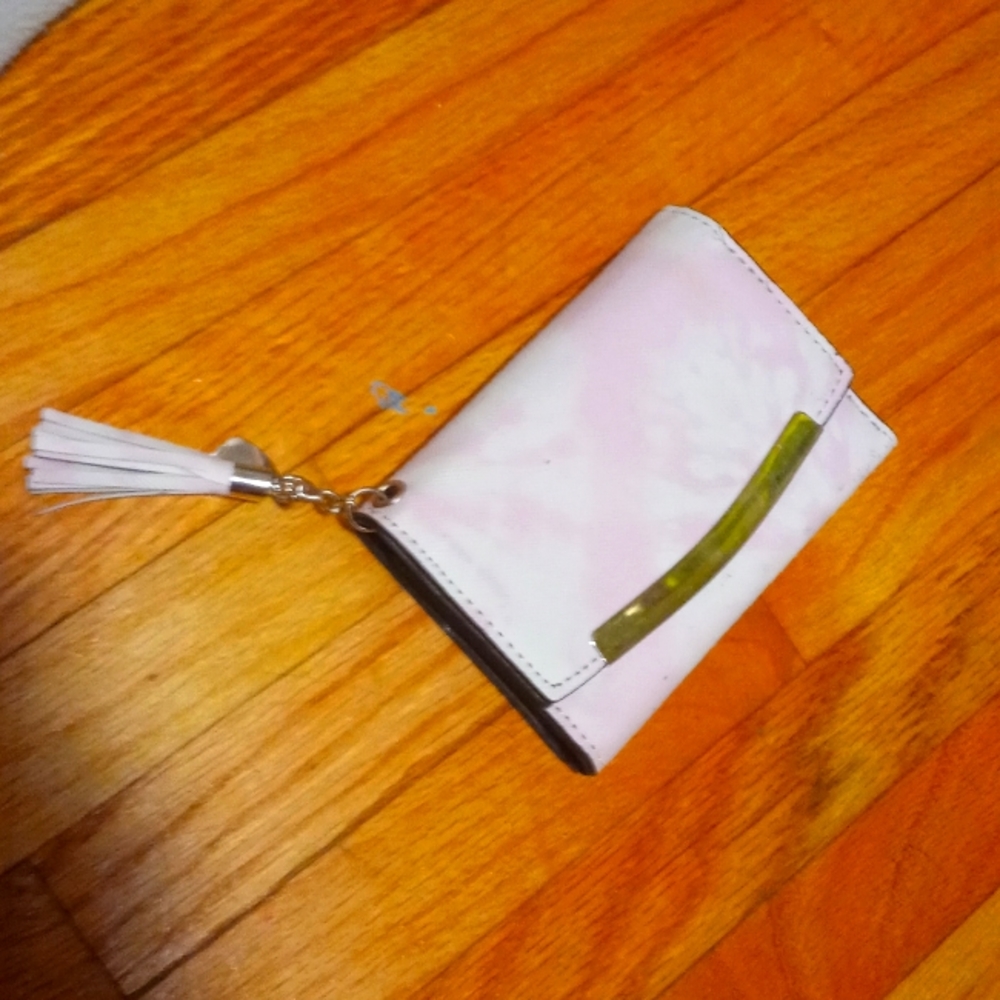 Ardene wallet